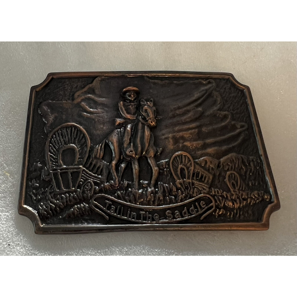 VINTAGE 1970S TALL IN THE SADDLE WESTERN THEME HORSE AND RIDER BELT BUCKLE